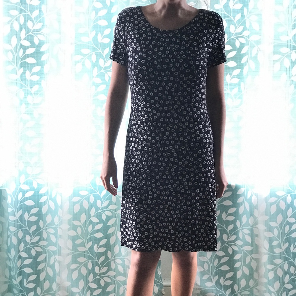 Black with flower beautiful dress size S